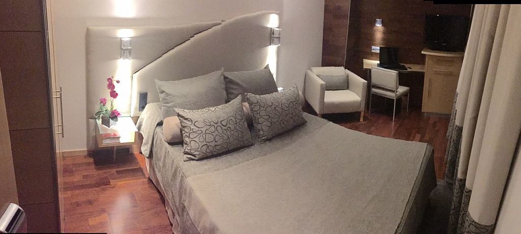 Hotel Sansi Barcelona Quarto foto